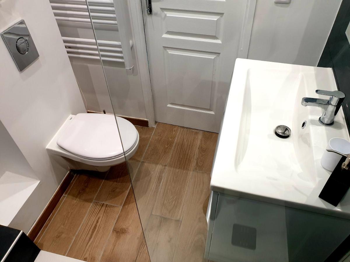Love Suite And Spa - Cannes Luaran gambar